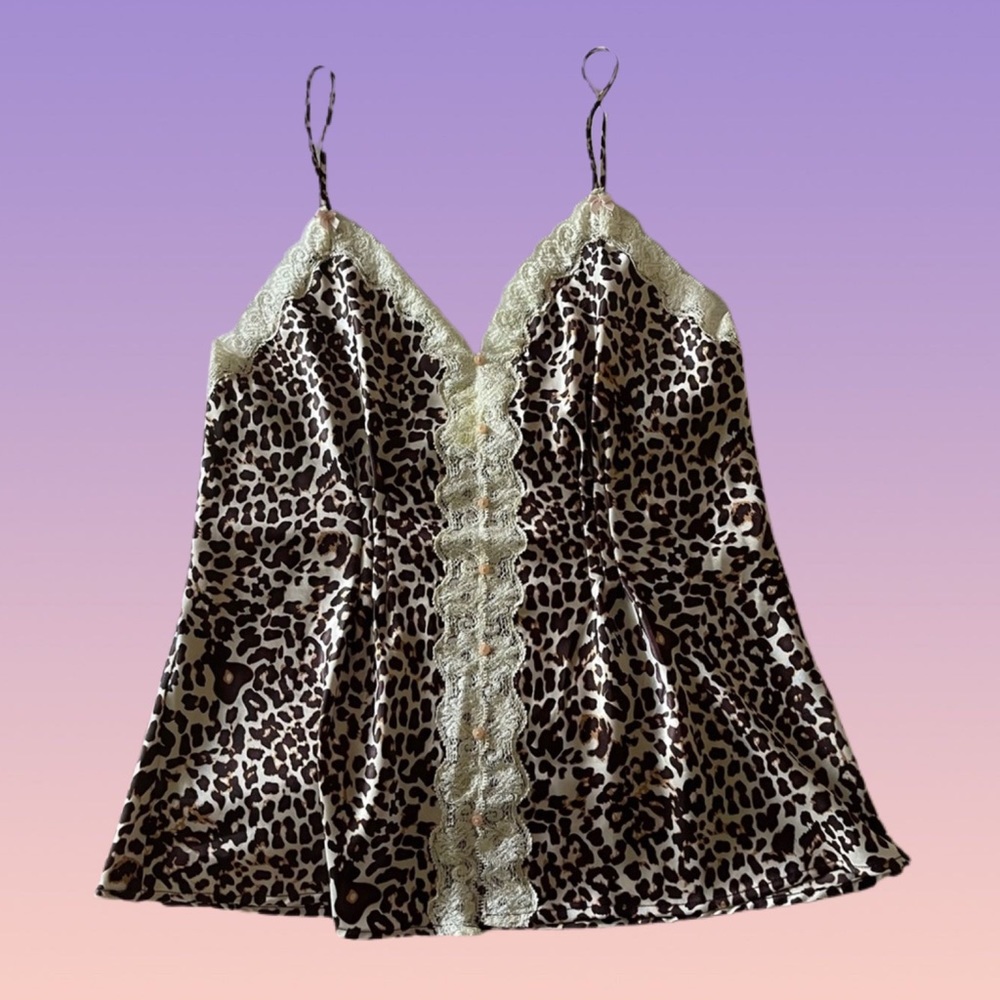 Enchanting leopard print lace trim cami top